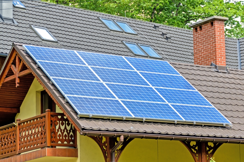 chauffagiste-SEILLONS SOURCE D ARGENS-min_solar-panels-1477987